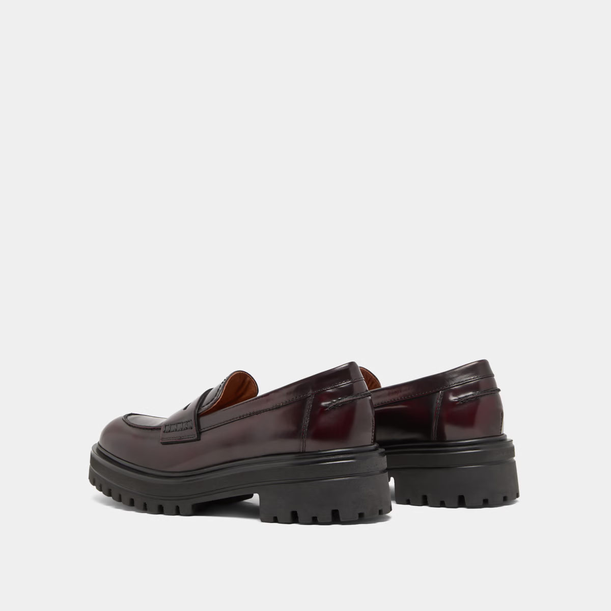 Mocassins à semelles crantées