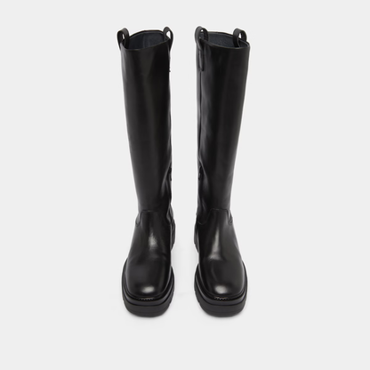 Bottes à semelles crantées et bouts carrés